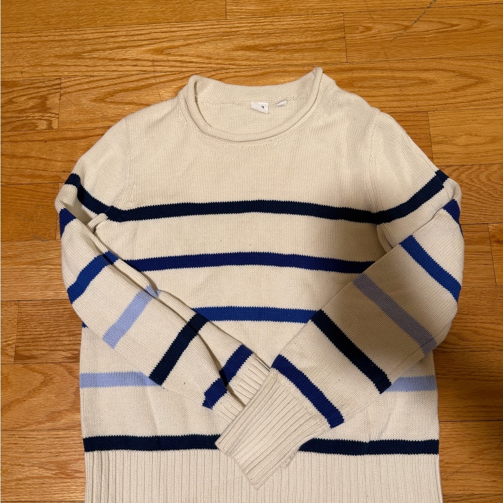 GAP Women’s Cream and Blue Striped Crewneck Sweater